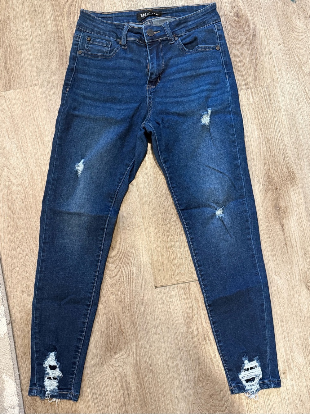 Women's Dark Blue Distressed Skinny Jeans